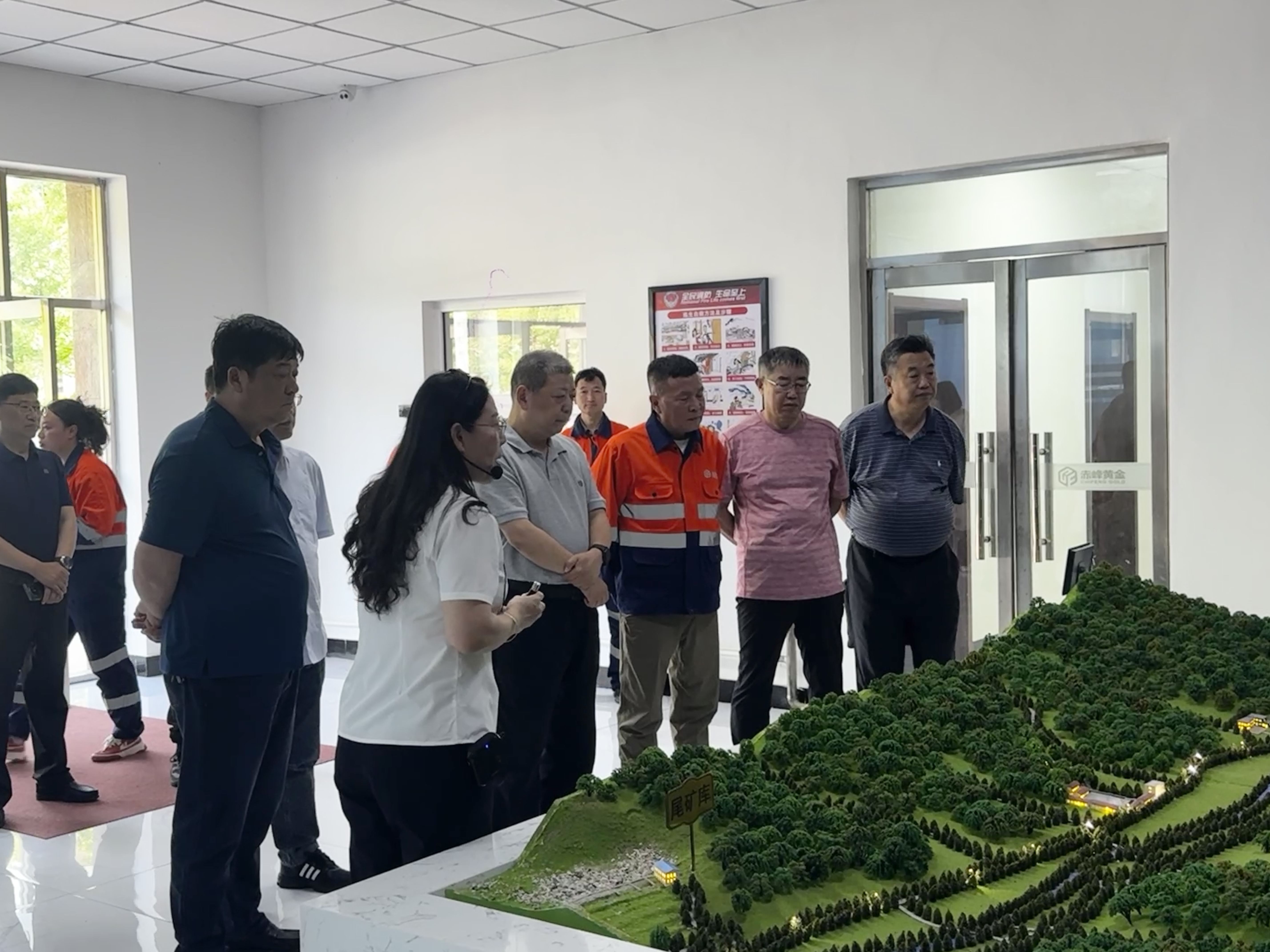 bcbeb2b47cb8899fac9adf77db4f315.jpg bcbeb2b47cb8899fac9adf77db4f315.jpg
