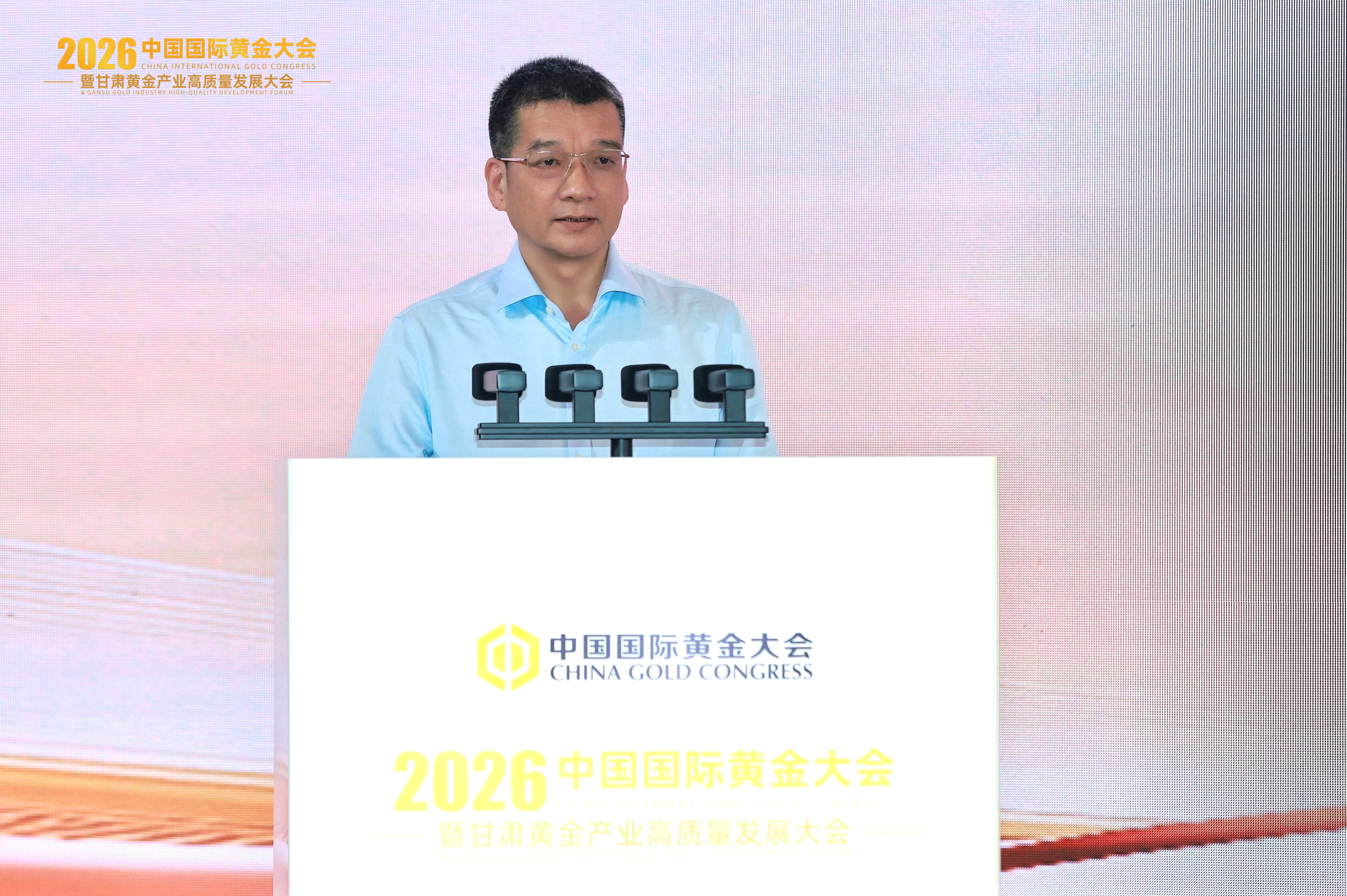 邹来昌.jpg