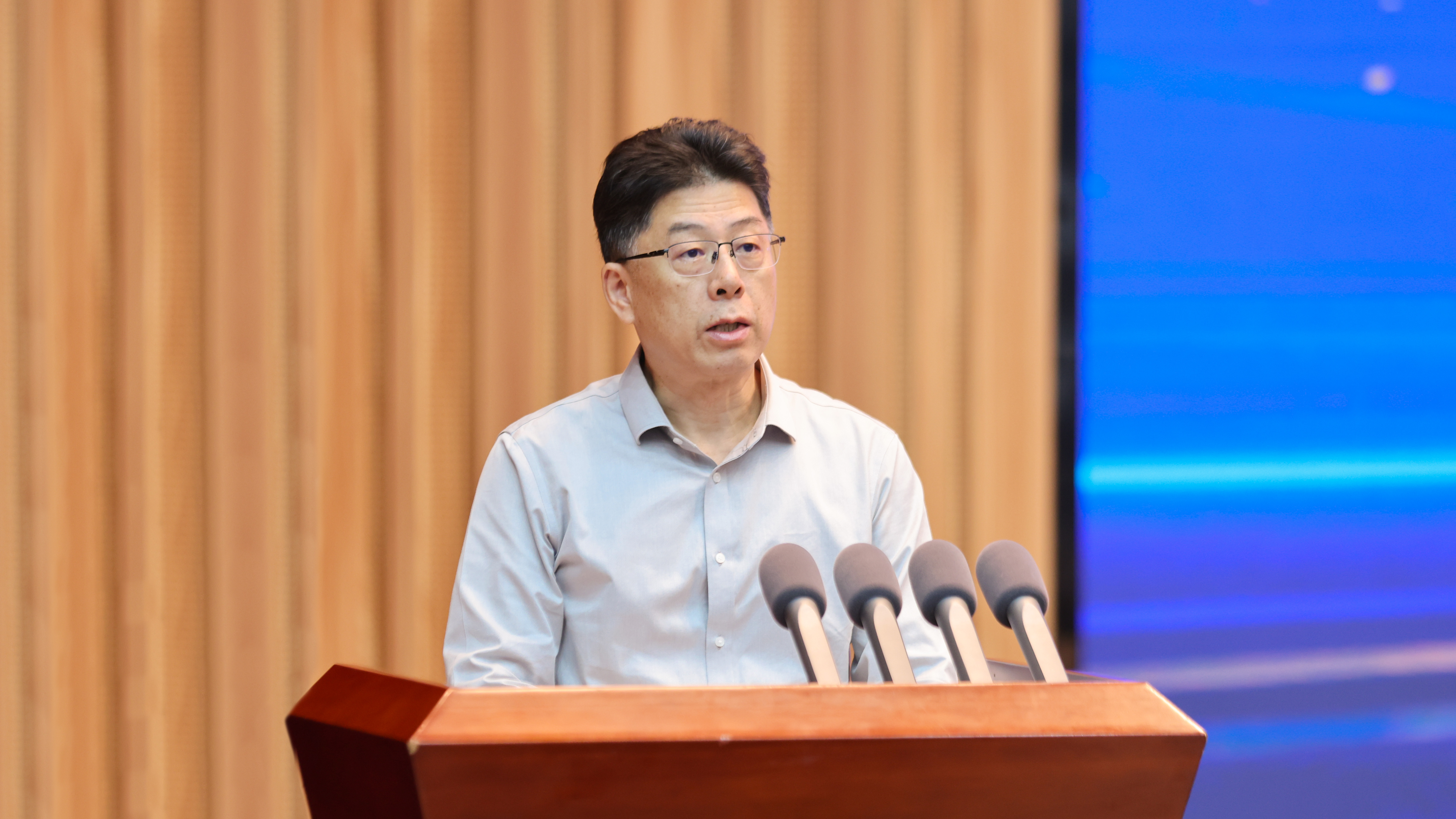 9.福建省科技厅王志锋.jpg 9.福建省科技厅王志锋.jpg